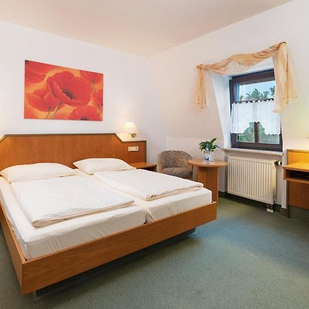 Gasthof Hotel Anker Sommerhausen Buitenkant foto