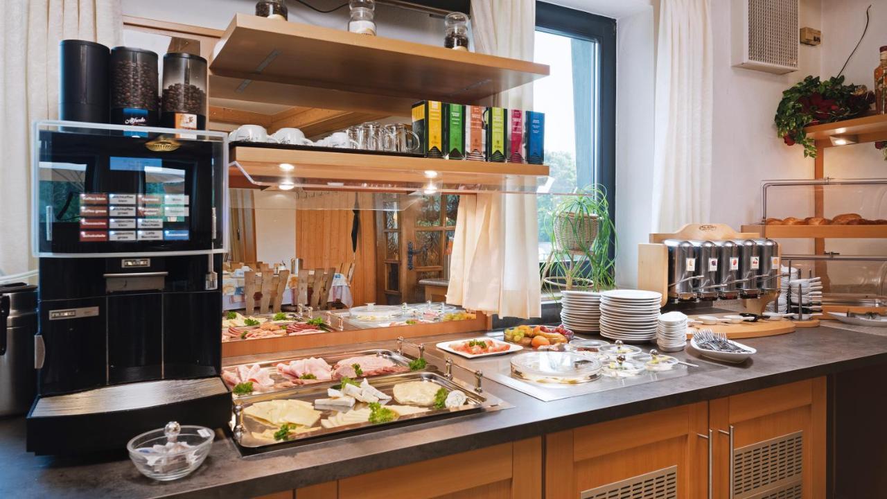 Gasthof Hotel Anker Sommerhausen Buitenkant foto