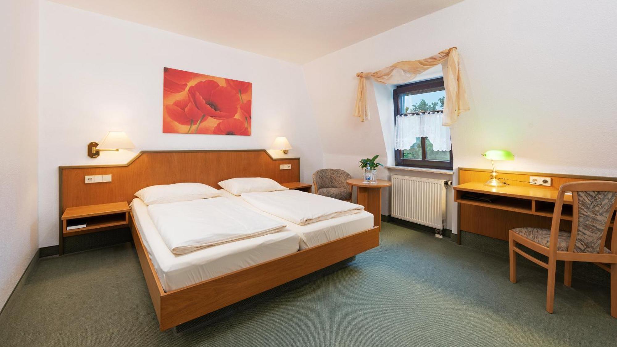 Gasthof Hotel Anker Sommerhausen Buitenkant foto